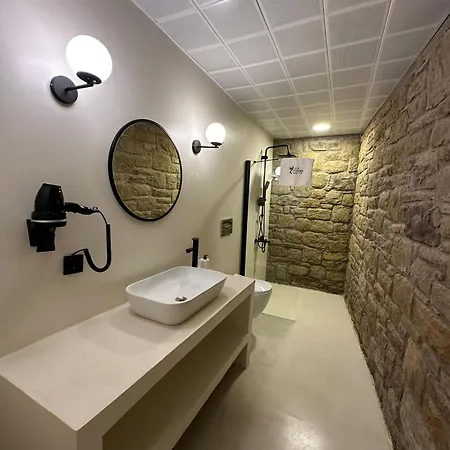 Hotel Paleos *